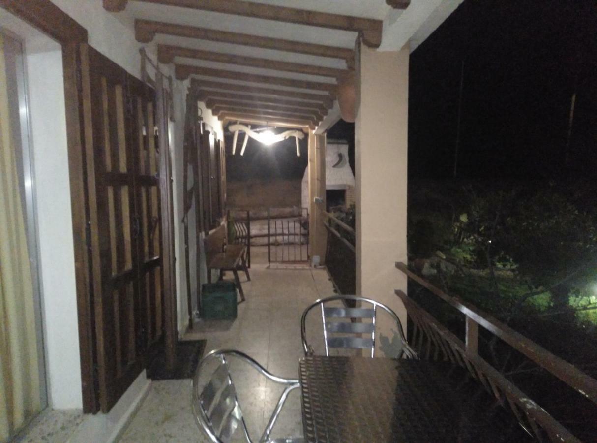 Casa Rural El Arroyo Сотосеррано Экстерьер фото